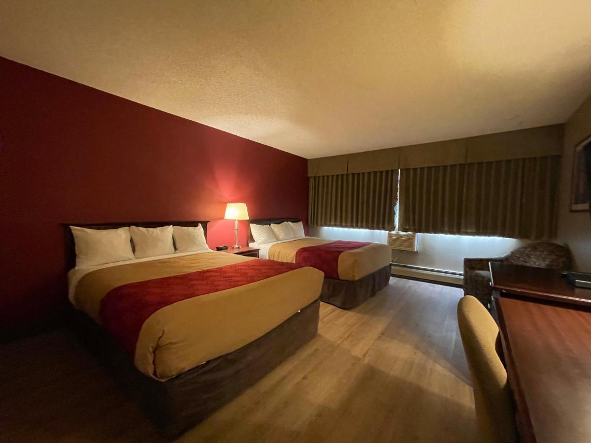 Travelodge By Wyndham Fort St John Fort St. John Extérieur photo