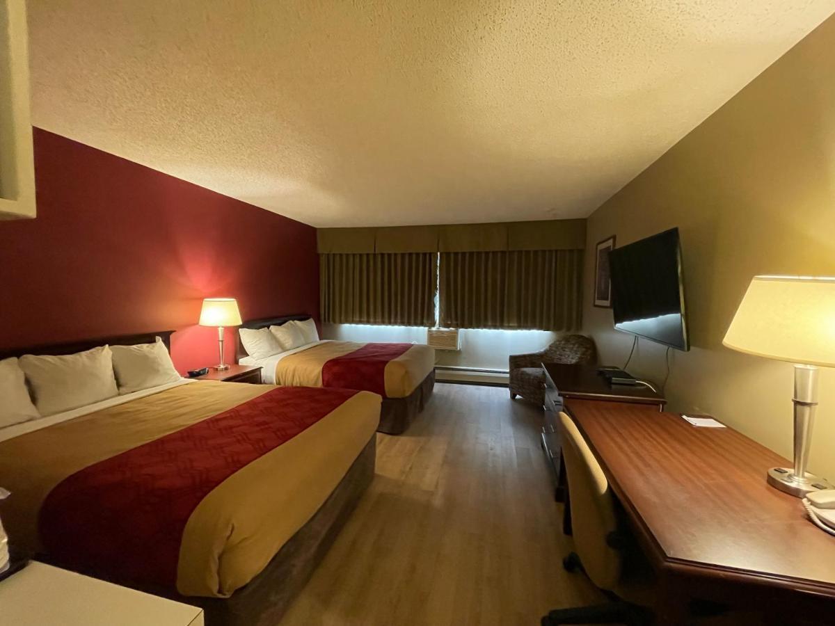 Travelodge By Wyndham Fort St John Fort St. John Extérieur photo