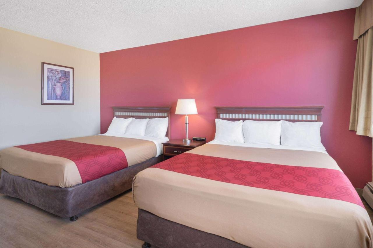 Travelodge By Wyndham Fort St John Fort St. John Extérieur photo