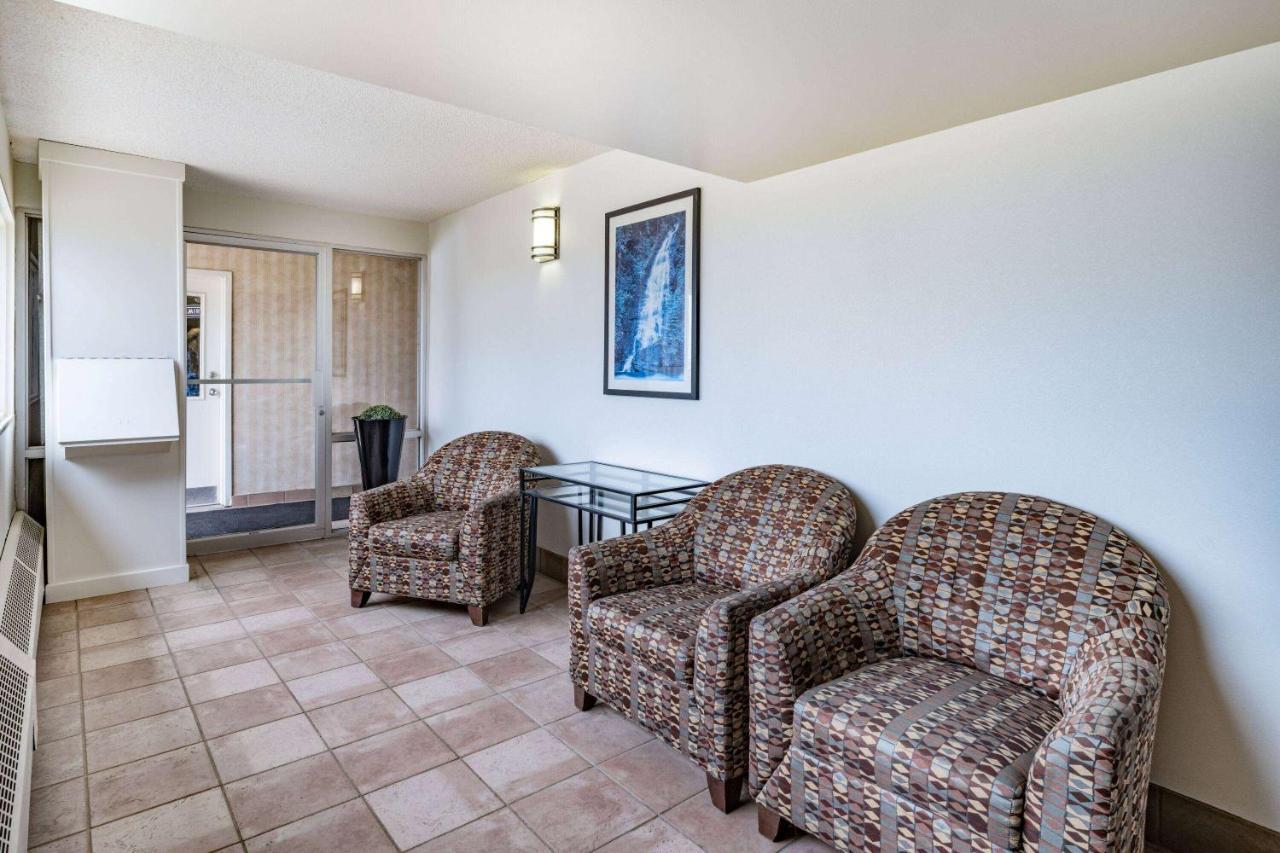 Travelodge By Wyndham Fort St John Fort St. John Extérieur photo